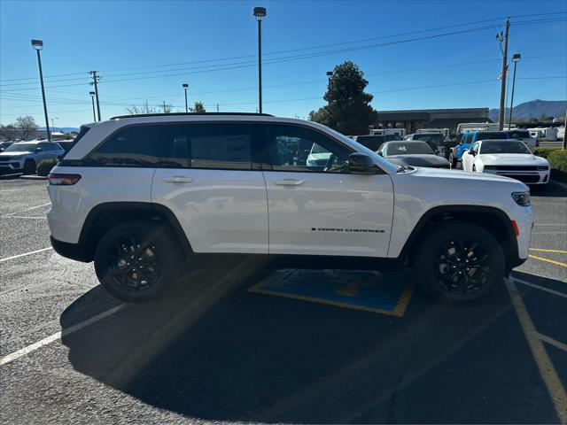 2026 Jeep Grand Cherokee Altitude 4x4