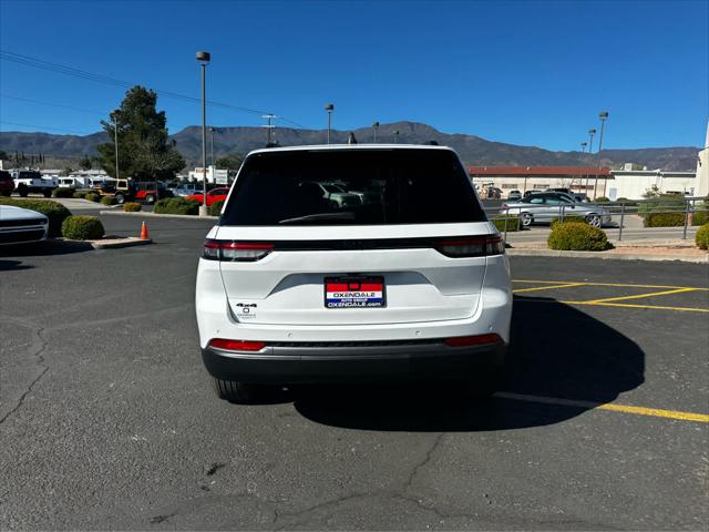 2026 Jeep Grand Cherokee Altitude 4x4