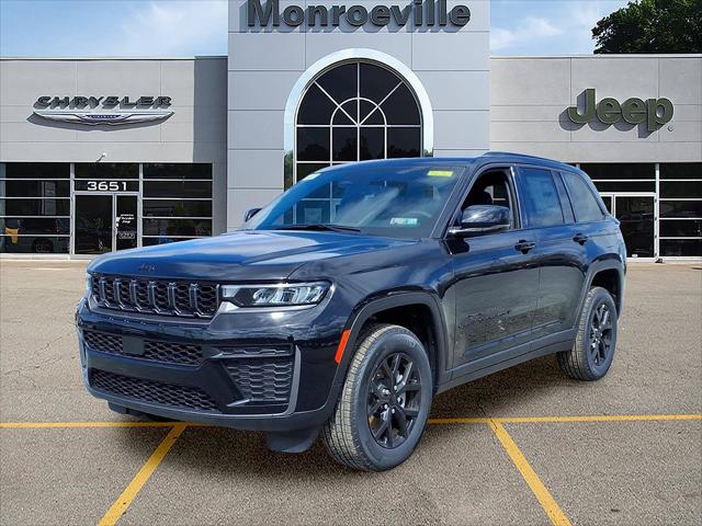 2026 Jeep Grand Cherokee GRAND CHEROKEE LAREDO ALTITUDE 4X4 2026 Jeep Grand Cherokee GRAND CHEROKEE LAREDO ALTITUDE 4X4