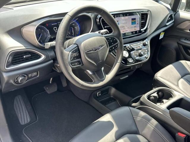 2026 Chrysler Voyager VOYAGER LX