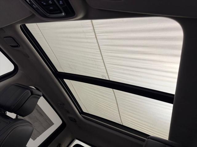 2026 Ram 1500 Tungsten Crew Cab 4x4 5'7" Box