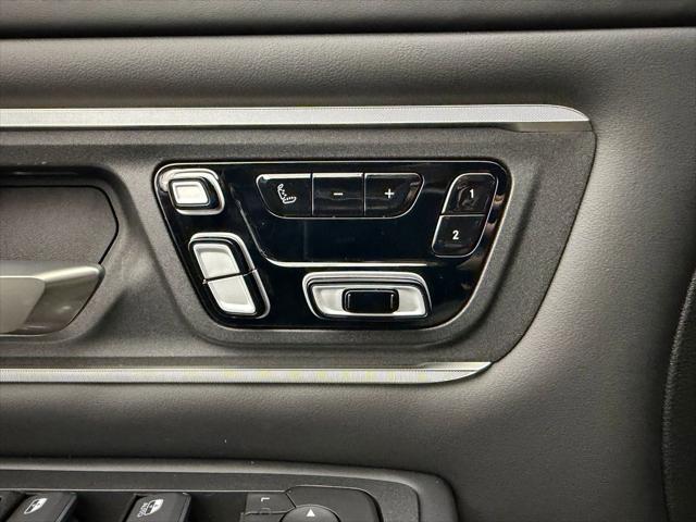 2026 Ram 1500 Tungsten Crew Cab 4x4 5'7" Box