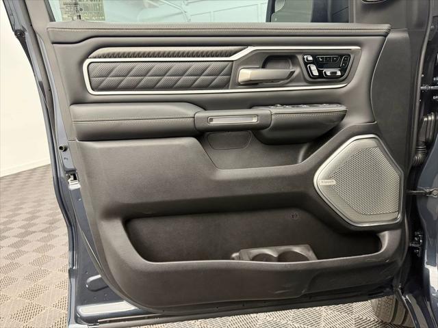 2026 Ram 1500 Tungsten Crew Cab 4x4 5'7" Box