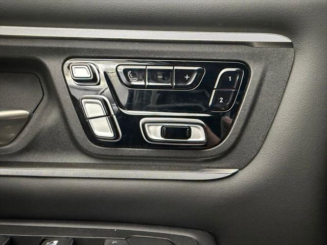 2026 Ram 1500 Tungsten Crew Cab 4x4 5'7" Box