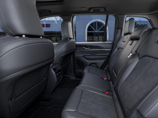 2026 Jeep Grand Cherokee Altitude 4x4