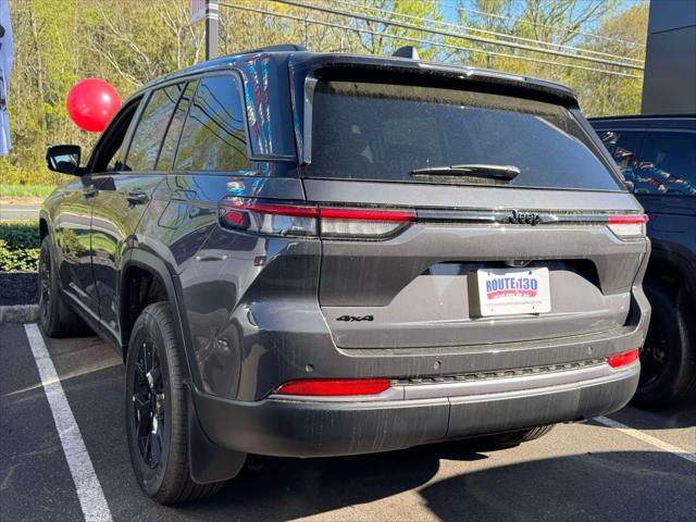 2026 Jeep Grand Cherokee GRAND CHEROKEE LAREDO ALTITUDE 4X4 2026 Jeep Grand Cherokee GRAND CHEROKEE LAREDO ALTITUDE 4X4