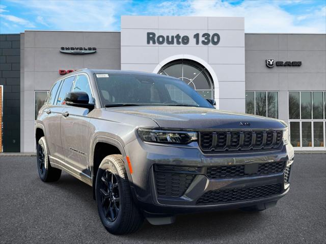 2026 Jeep Grand Cherokee GRAND CHEROKEE LAREDO ALTITUDE 4X4 2026 Jeep Grand Cherokee GRAND CHEROKEE LAREDO ALTITUDE 4X4