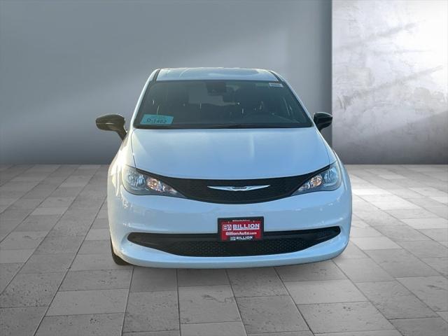 2026 Chrysler Voyager VOYAGER LX