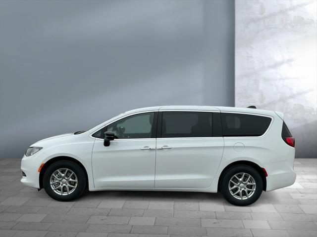 2026 Chrysler Voyager VOYAGER LX