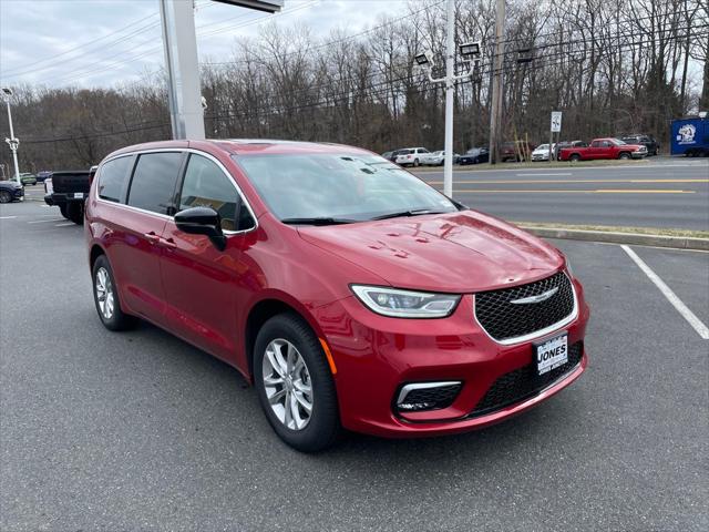 2026 Chrysler Pacifica PACIFICA SELECT AWD