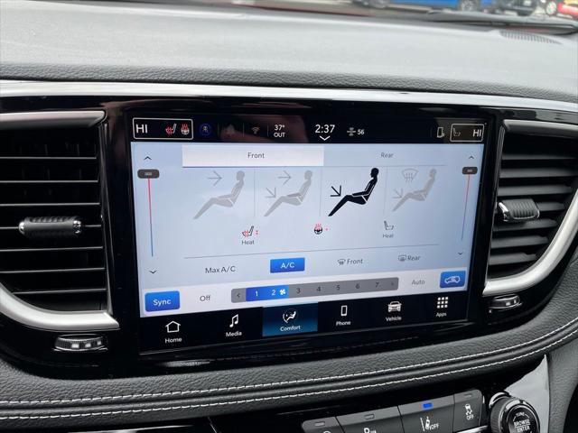 2026 Chrysler Pacifica Select AWD