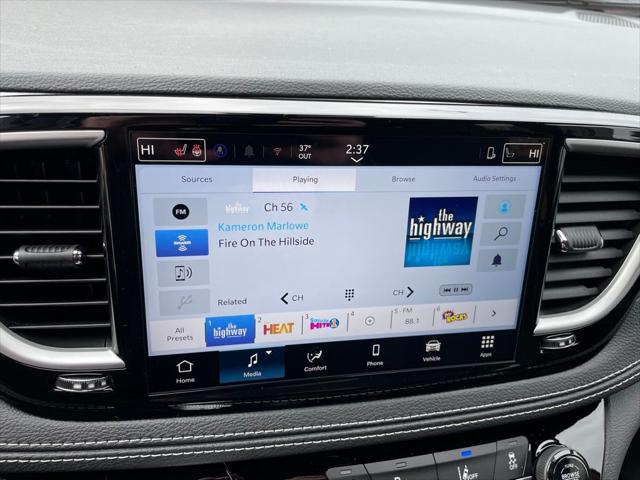2026 Chrysler Pacifica Select AWD