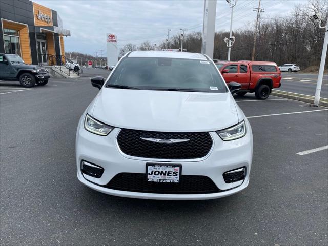 2026 Chrysler Pacifica PACIFICA SELECT AWD