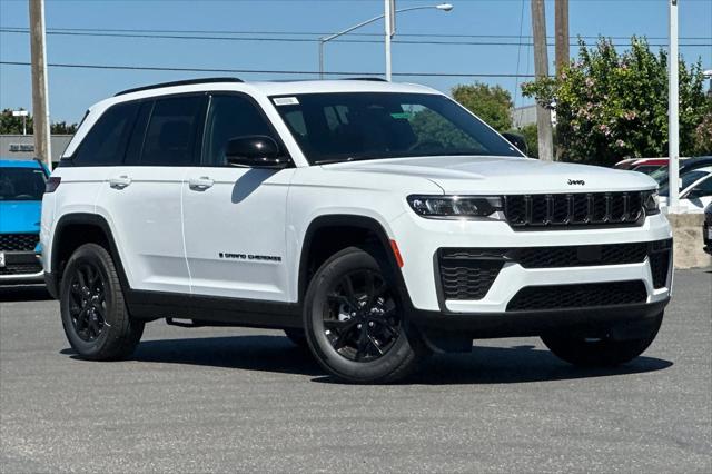 2026 Jeep Grand Cherokee GRAND CHEROKEE LAREDO ALTITUDE 4X4