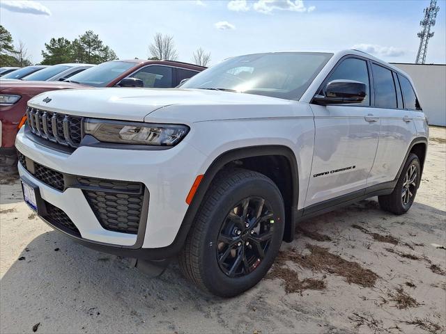 2026 Jeep Grand Cherokee GRAND CHEROKEE LAREDO ALTITUDE 4X4