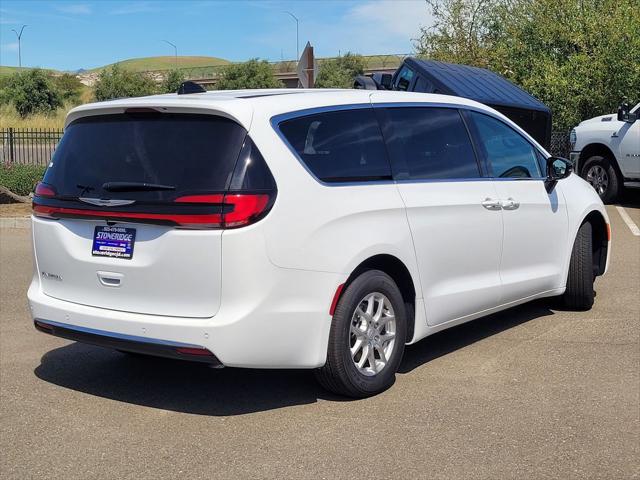2026 Chrysler Pacifica PACIFICA SELECT