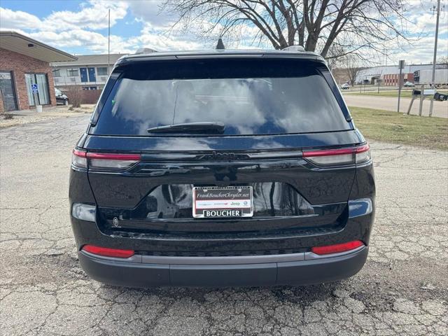 2026 Jeep Grand Cherokee GRAND CHEROKEE LAREDO ALTITUDE 4X4