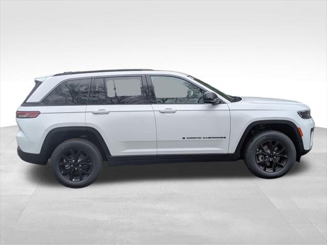 2026 Jeep Grand Cherokee GRAND CHEROKEE LAREDO ALTITUDE 4X4