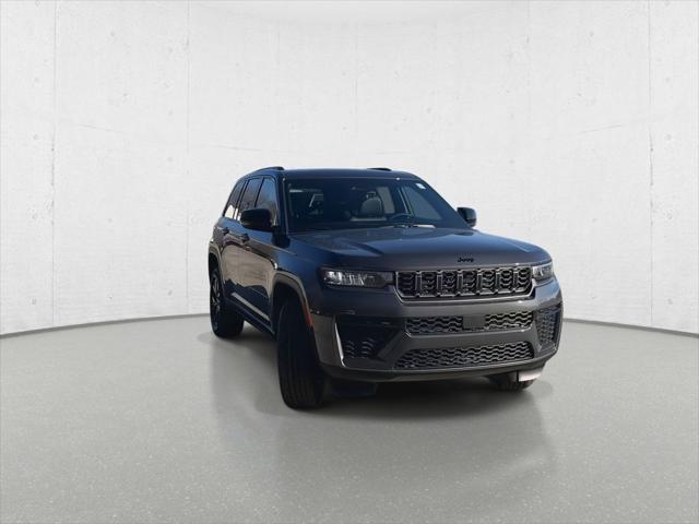 2026 Jeep Grand Cherokee GRAND CHEROKEE LAREDO ALTITUDE 4X4