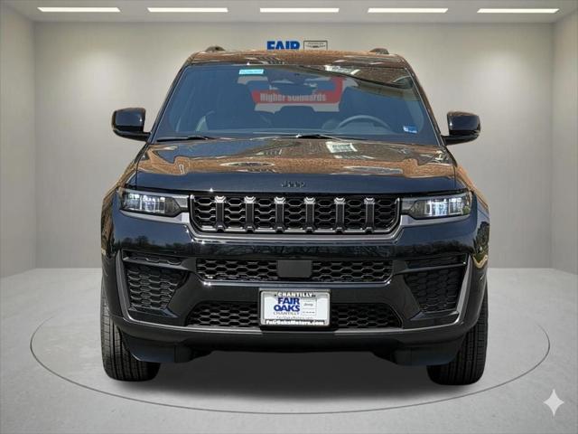 2026 Jeep Grand Cherokee GRAND CHEROKEE LAREDO ALTITUDE 4X4