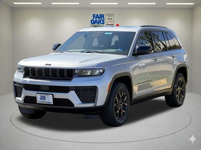 2026 Jeep Grand Cherokee GRAND CHEROKEE LAREDO ALTITUDE 4X4