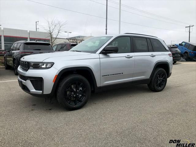 2026 Jeep Grand Cherokee GRAND CHEROKEE LAREDO ALTITUDE 4X4