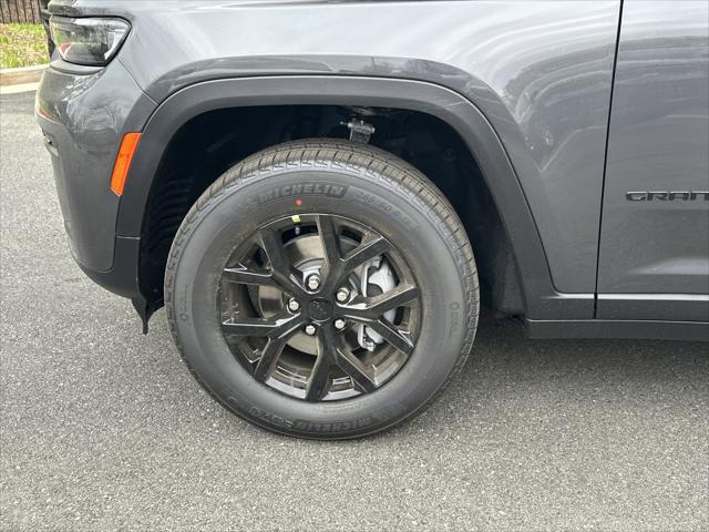 2026 Jeep Grand Cherokee Altitude 4x4