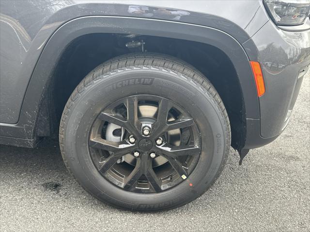2026 Jeep Grand Cherokee Altitude 4x4