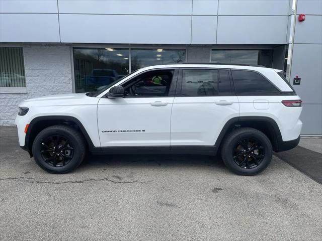 2026 Jeep Grand Cherokee GRAND CHEROKEE LAREDO ALTITUDE 4X4 2026 Jeep Grand Cherokee GRAND CHEROKEE LAREDO ALTITUDE 4X4