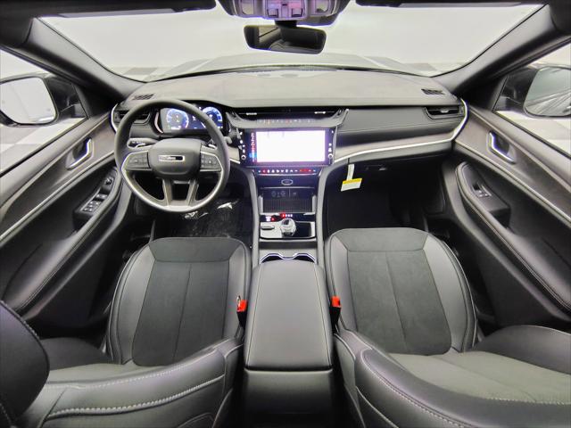 2026 Jeep Grand Cherokee GRAND CHEROKEE LAREDO ALTITUDE 4X4 2026 Jeep Grand Cherokee GRAND CHEROKEE LAREDO ALTITUDE 4X4