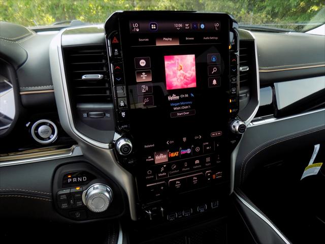 2026 Ram 1500 Tungsten Crew Cab 4x4 5'7" Box