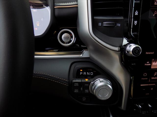 2026 Ram 1500 Tungsten Crew Cab 4x4 5'7" Box