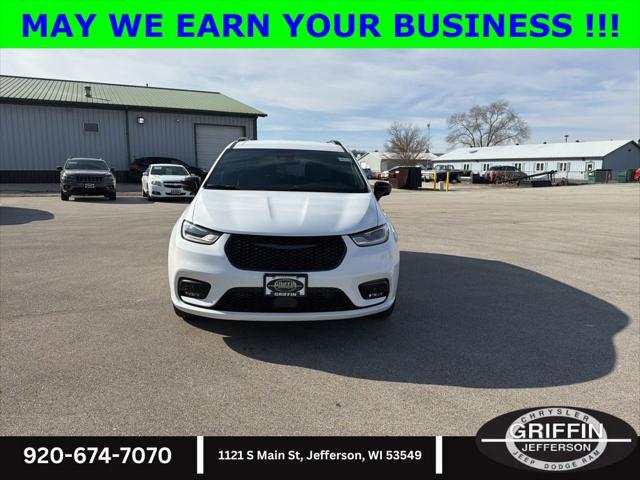 2026 Chrysler Pacifica PACIFICA SELECT AWD