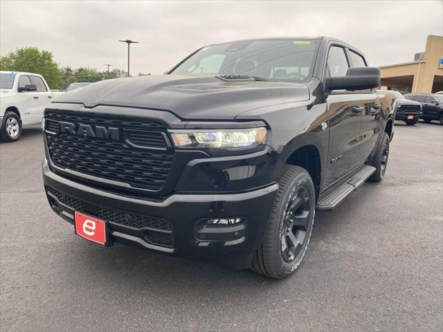 2026 RAM Ram 1500 RAM 1500 EXPRESS CREW CAB 4X4 57 BOX