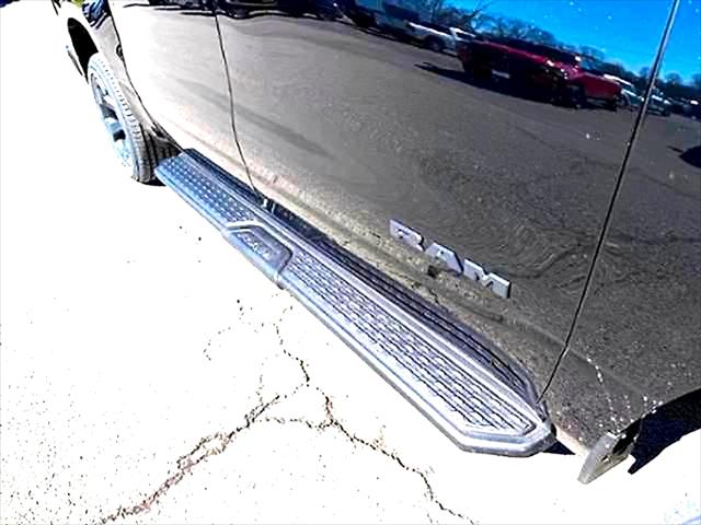 2026 Ram 1500 Express Crew Cab 4x4 5'7" Box