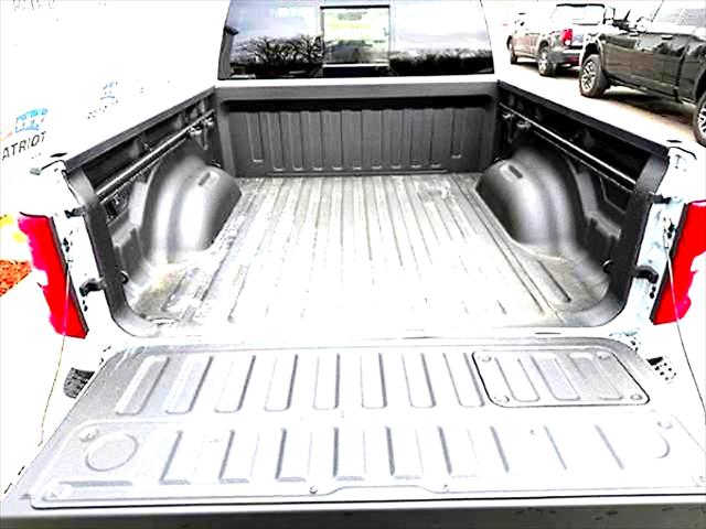 2026 Ram 1500 Laramie Crew Cab 4x4 5'7" Box