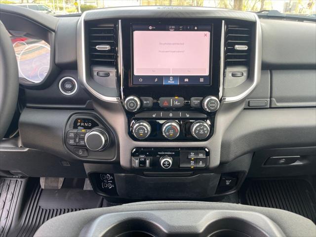 2026 Ram 1500 Big Horn Crew Cab 4x4 5'7" Box