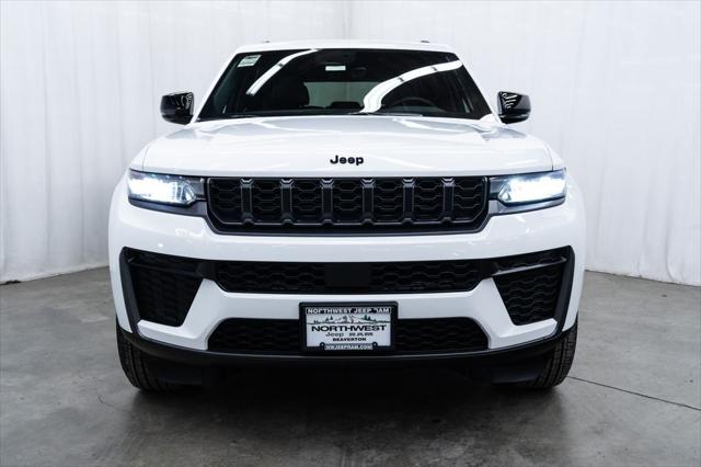 2026 Jeep Grand Cherokee GRAND CHEROKEE LAREDO ALTITUDE 4X4