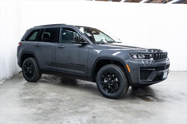 2026 Jeep Grand Cherokee GRAND CHEROKEE LAREDO ALTITUDE 4X4