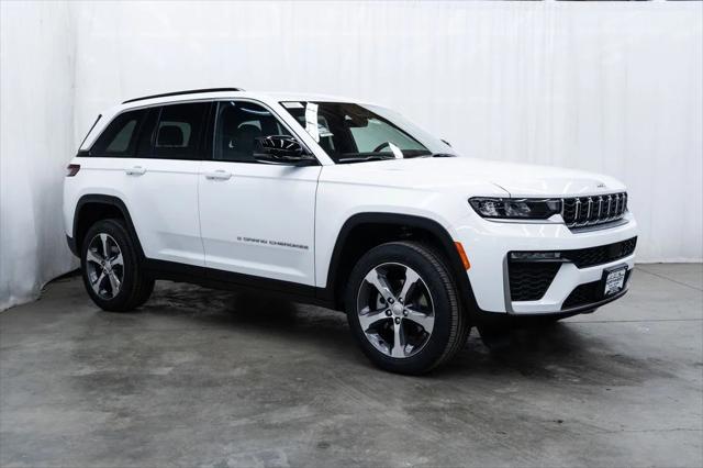 2026 Jeep Grand Cherokee GRAND CHEROKEE LIMITED 4X4 2026 Jeep Grand Cherokee GRAND CHEROKEE LIMITED 4X4