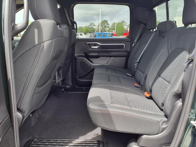 2026 Ram 1500 Lone Star Crew Cab 4x4 5'7" Box