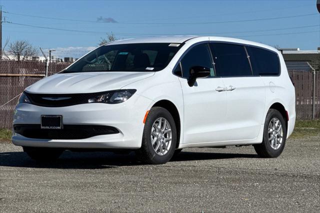 2026 Chrysler Voyager LX