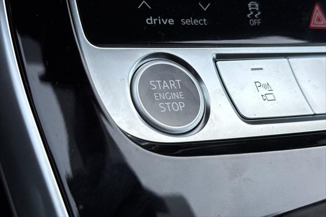 2026 Audi Q8 Premium Plus 55 TFSI quattro Tiptronic