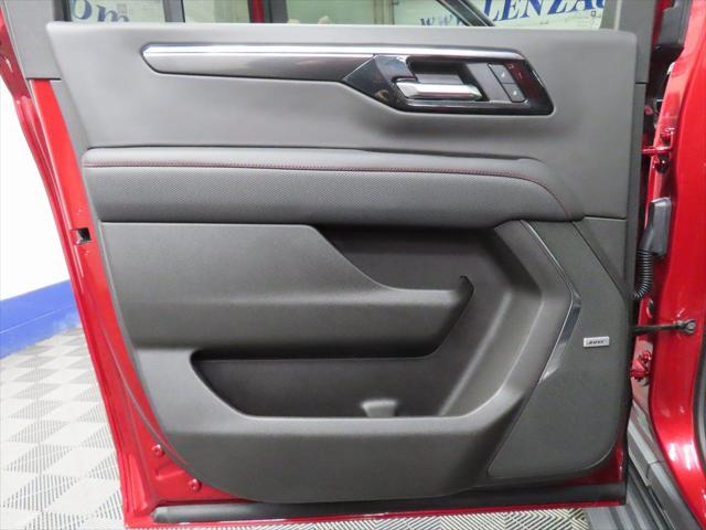 2025 Chevrolet Suburban RST