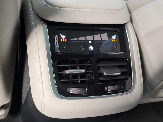 2026 Volvo XC90 Ultra, B6 AWD Gas (mild hybrid), Gasoline, Bright, 7 Seats