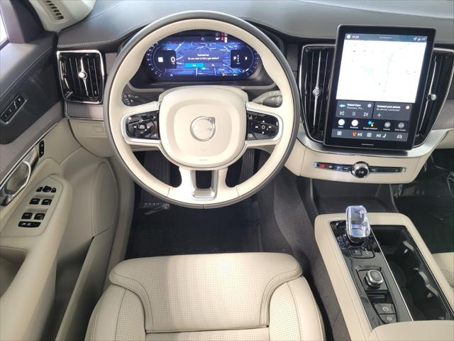 2026 Volvo XC90 Ultra, B6 AWD Gas (mild hybrid), Gasoline, Bright, 7 Seats