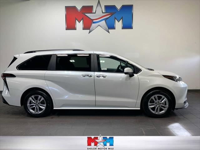 2025 Toyota Sienna XLE 2025 Toyota Sienna XLE