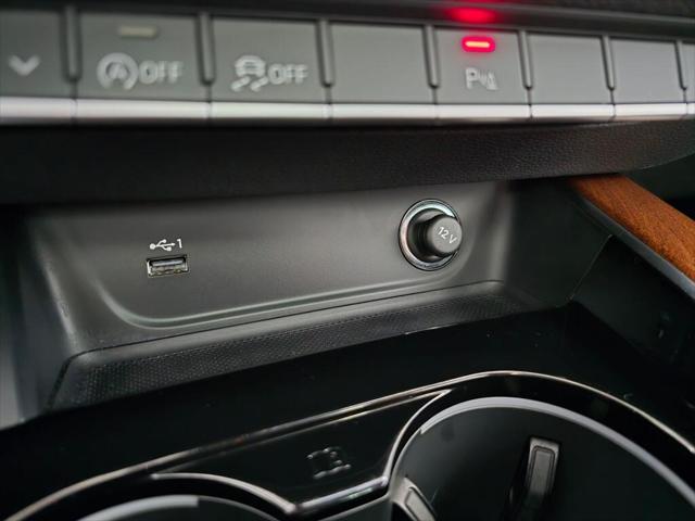 2023 Audi A4 Premium 40 TFSI quattro S tronic