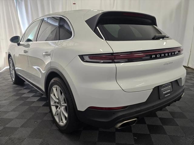 2024 Porsche Cayenne Unknown