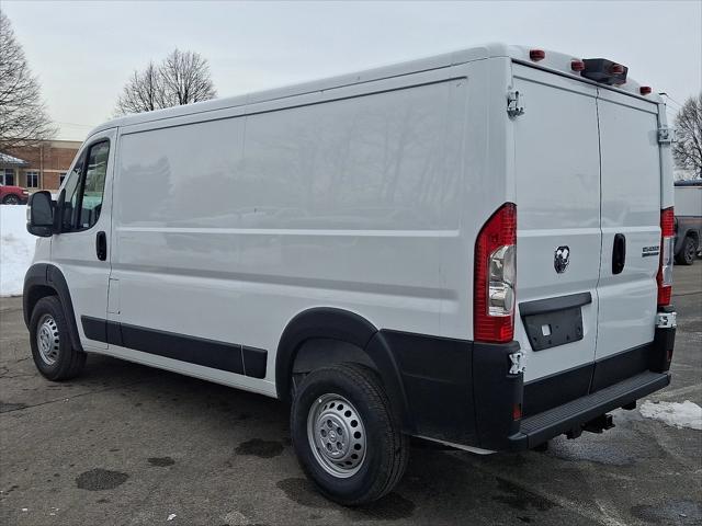 2026 Ram ProMaster Cargo Van Tradesman Low Roof 136" WB w/Pass Seat